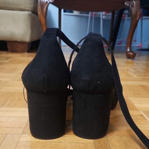 Elegant Black Women's Platform Heels - Picture 4 of 4